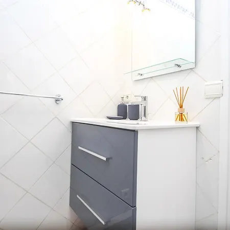 Studio Central Канны